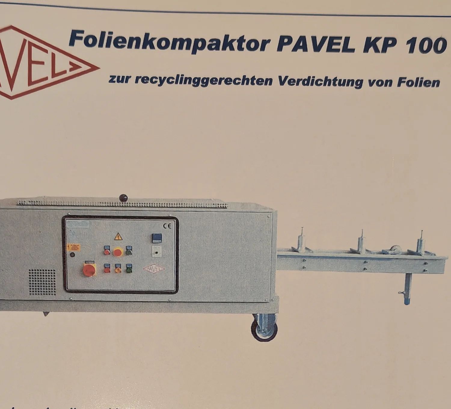 Tekerlekli PAVEL KP 100 folyo kompaktörünü gösteren tarihi broşür görseli.